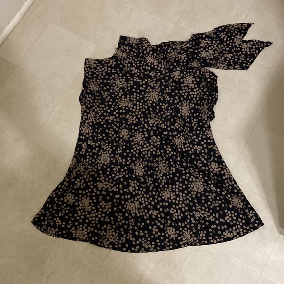 The Masai Clothing Company floral dress asymmetrical tie neckline - Picture 6 of 7